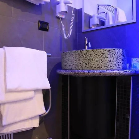 Gasthof Bella Bb - Abruzzo, Italy 4*